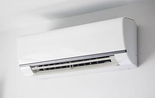 min-splits-components-1of2-544x344-v1 The interior component of a mini-split air conditioning system